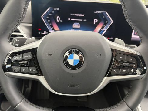 Used 2025 BMW 330i Sedan RWD image 21