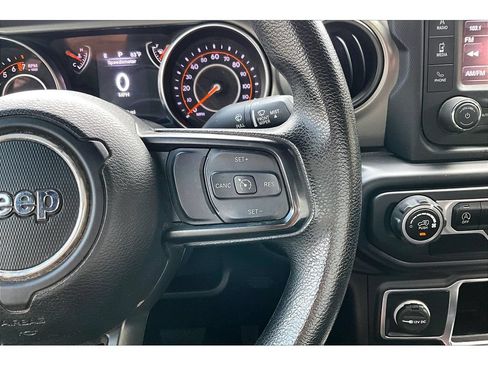 Used 2021 Jeep Wrangler Sport AWD/4WD image 12