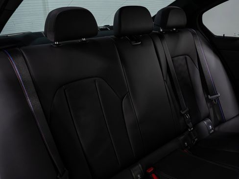 Used 2025 BMW M3 Competition image 78