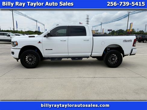 Used 2022 RAM 2500 Big Horn w/ Night Edition AWD/4WD image 1