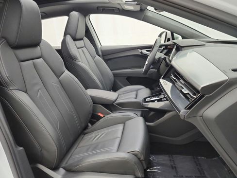 Used 2023 Audi Q4 e-tron Premium w/ Convenience Package AWD/4WD image 19