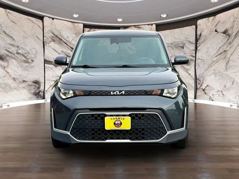 Used 2023 Kia Soul LX w/ Option Group 015 FWD image 3