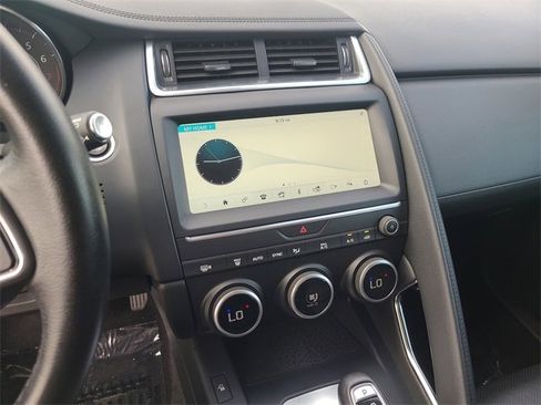 Used 2020 Jaguar E-PACE image 31