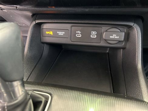 Used 2025 Honda Civic Sport image 39