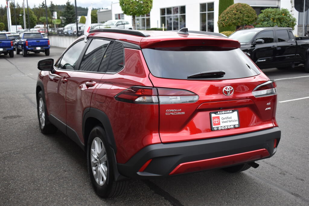 Certified 2026 Toyota Corolla Cross LE w/ Moonroof Package AWD/4WD image 7