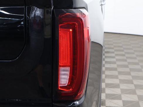 Used 2021 GMC Sierra 1500 Denali w/ Denali Ultimate Package AWD/4WD image 22