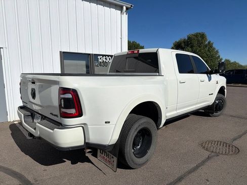Used 2022 RAM 3500 Limited w/ Night Edition AWD/4WD image 3