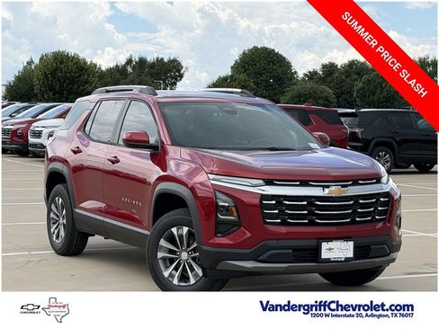 New 2027 Chevrolet Equinox LT FWD image 2