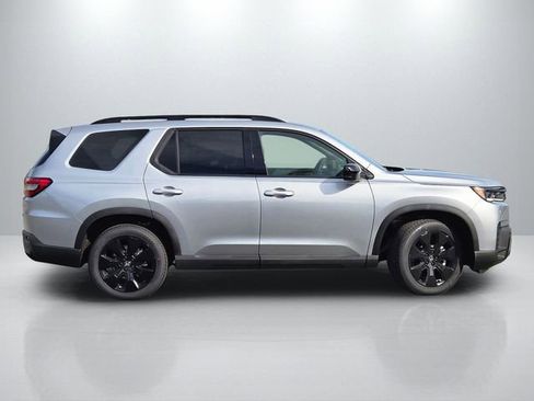 New 2026 Honda Pilot Black Edition image 5