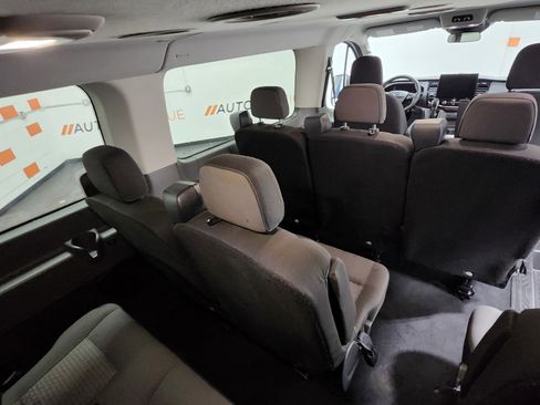 Used 2023 Ford Transit 350 XLT image 23