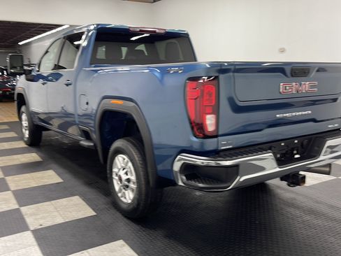 Used 2024 GMC Sierra 2500 SLE w/ SLE Value Package; AWD/4WD image 15