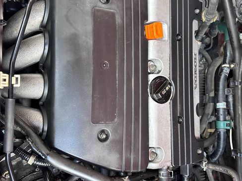 Used 2004 Honda Element EX image 33