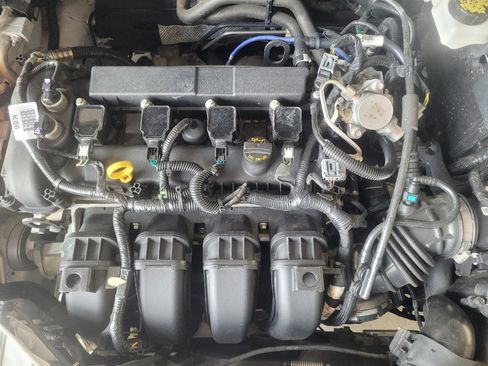 Used 2018 Ford Focus Titanium FWD image 30