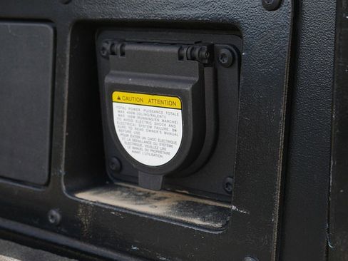 Used 2023 Toyota Tacoma TRD Sport image 57