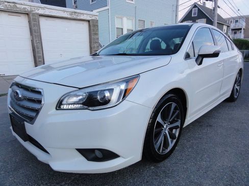 Used 2015 Subaru Legacy 3.6R Limited AWD/4WD image 7