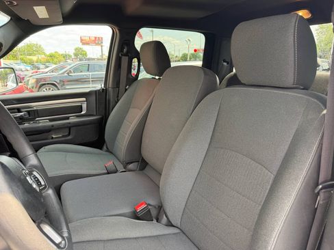 Used 2024 RAM 1500 Warlock AWD/4WD image 13