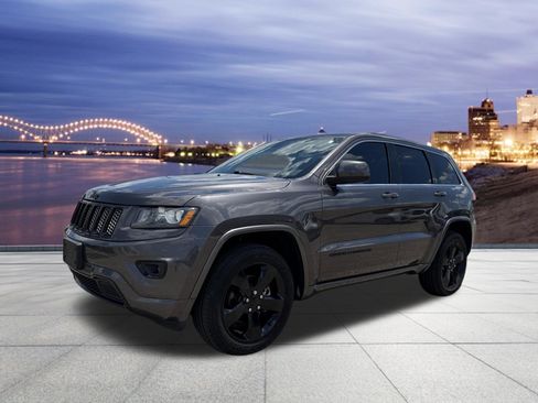 Used 2015 Jeep Grand Cherokee Altitude AWD/4WD image 1