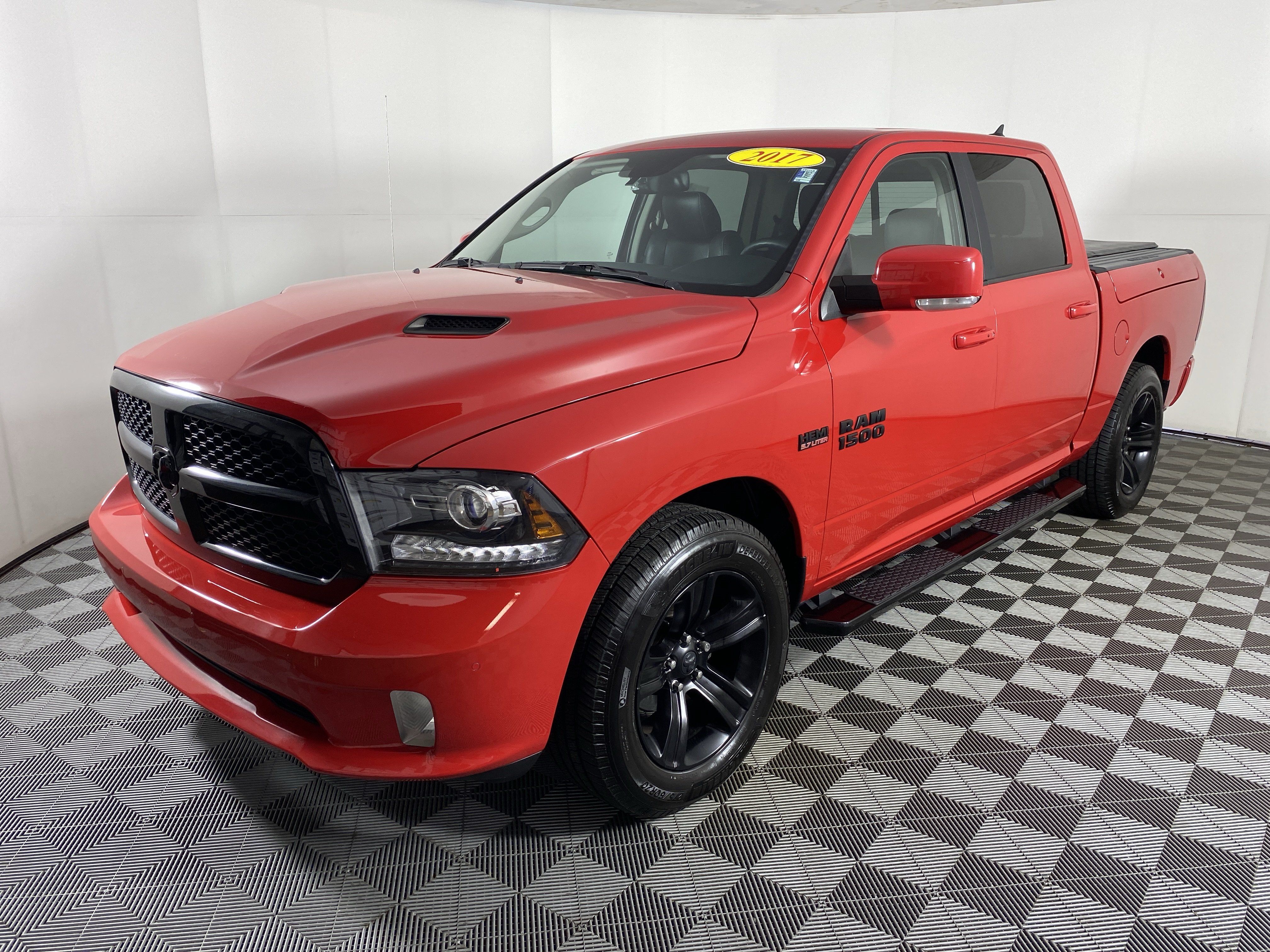 Used 2017 RAM 1500 Sport w/ Convenience Group AWD/4WD image 10
