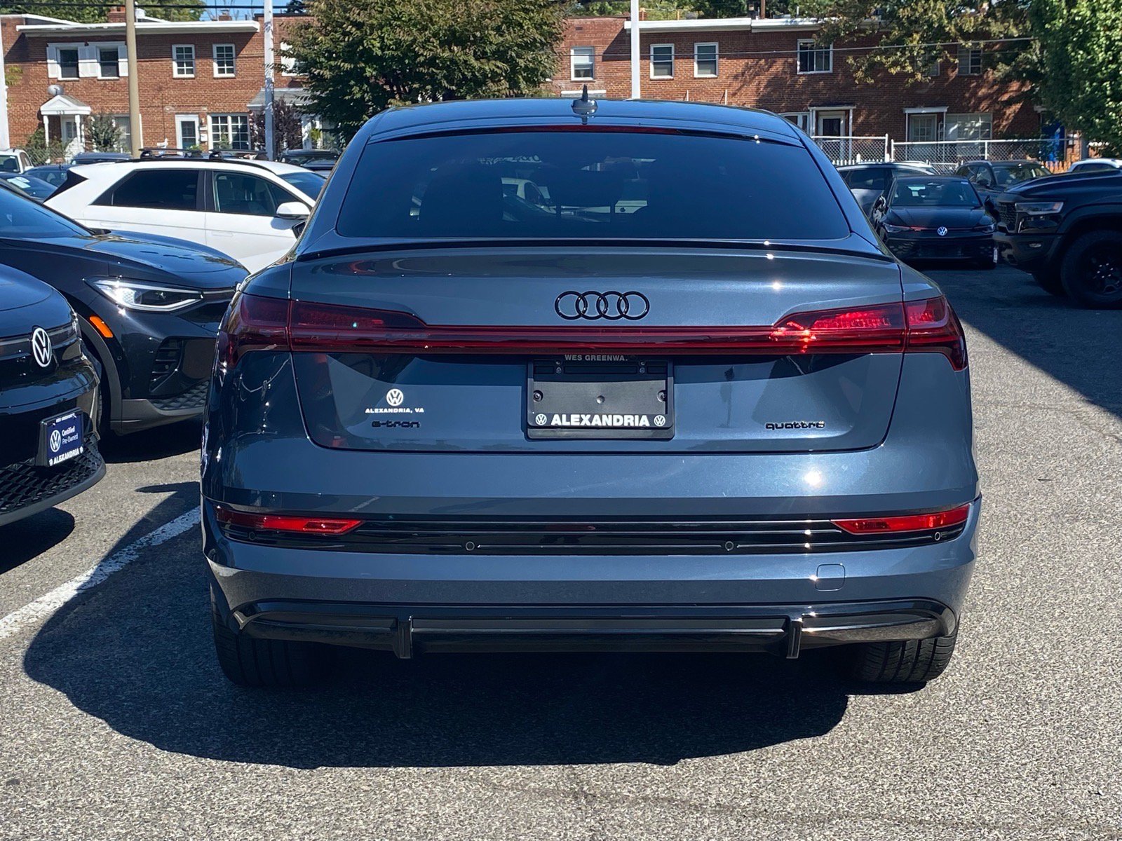 Used 2023 Audi e-tron Prestige w/ Prestige Package AWD/4WD image 4