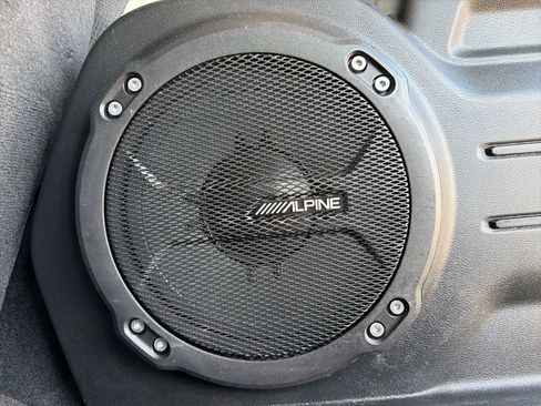 Used 2021 Jeep Wrangler Unlimited Rubicon AWD/4WD image 11