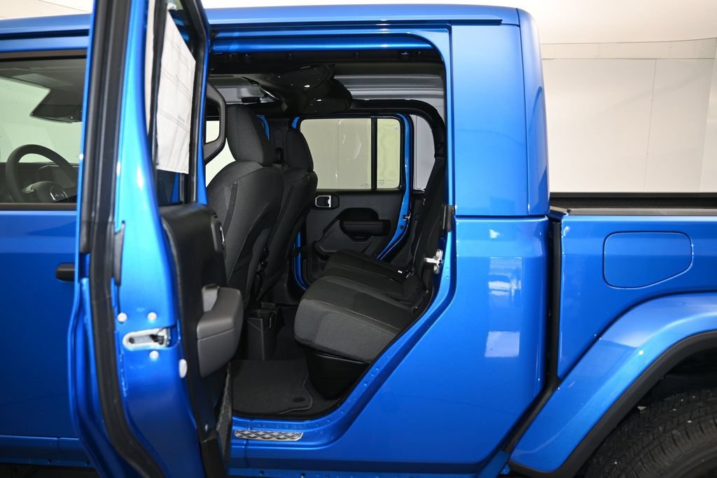 New 2026 Jeep Gladiator Sport AWD/4WD image 22
