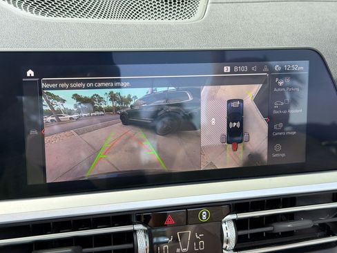 Used 2022 BMW M440i Convertible RWD image 23