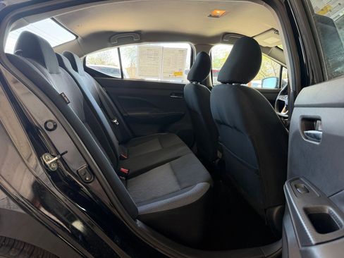 Used 2025 Nissan Versa SV FWD image 23