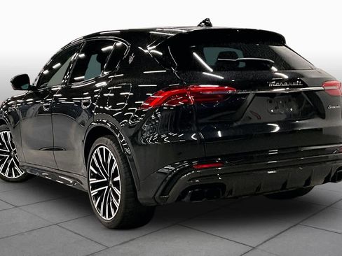 Used 2023 Maserati Grecale Trofeo AWD/4WD image 12