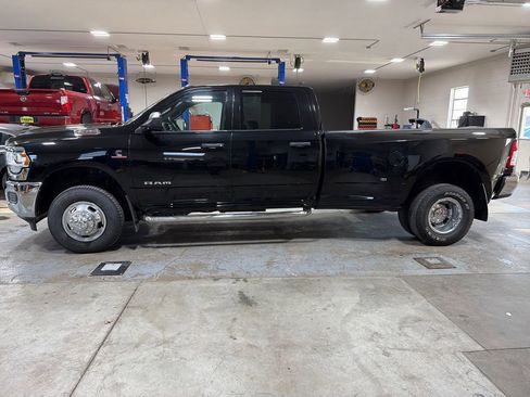 Used 2022 RAM 3500 Tradesman image 6