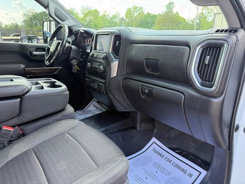 Used 2023 Chevrolet Silverado 2500 LT w/ Snow Plow Prep/Camper Package AWD/4WD image 17