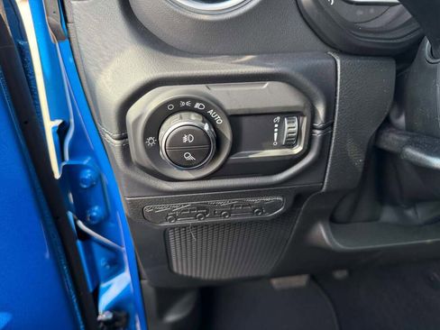 New 2026 Jeep Gladiator Sport image 27