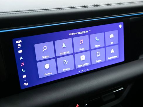 New 2026 Porsche Macan Electric RWD image 15