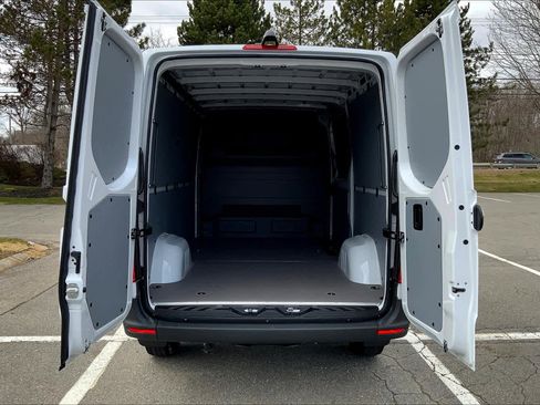 Certified 2025 Mercedes-Benz Sprinter 2500 image 23