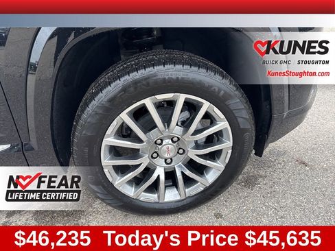 New 2026 GMC Terrain Denali w/ LPO, Floor Liner Package AWD/4WD image 16