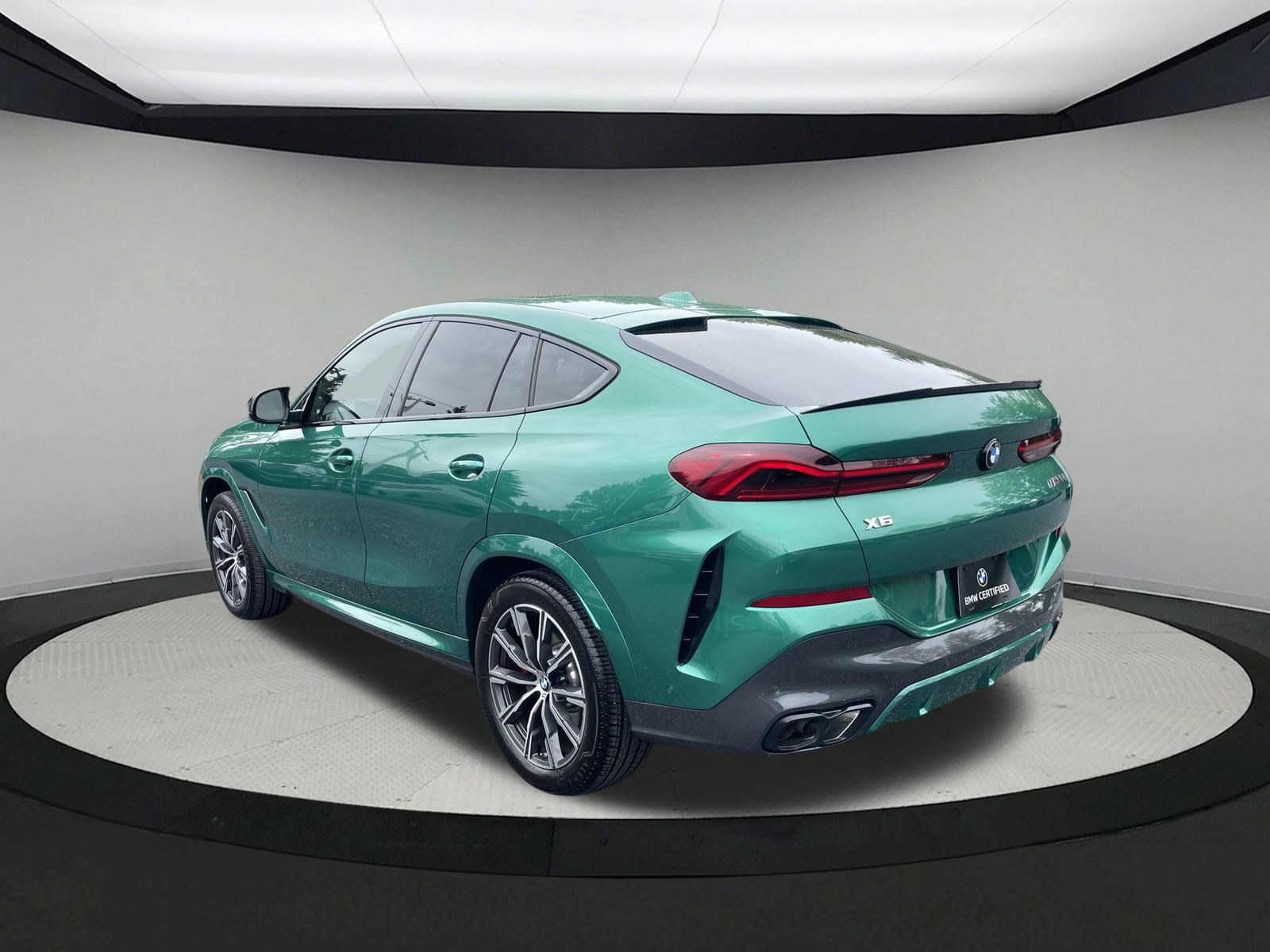 Certified 2025 BMW X6 M60i AWD/4WD image 5