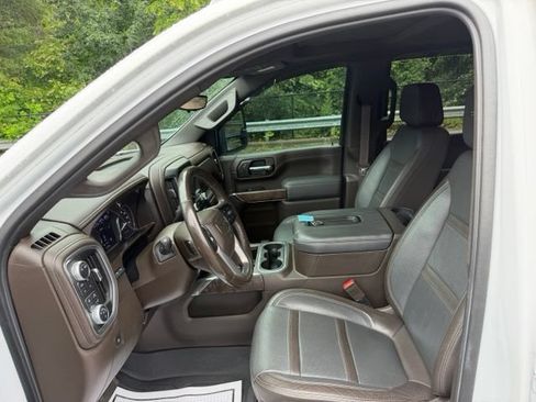 Used 2020 GMC Sierra 3500 Denali w/ Denali Ultimate Package AWD/4WD image 13