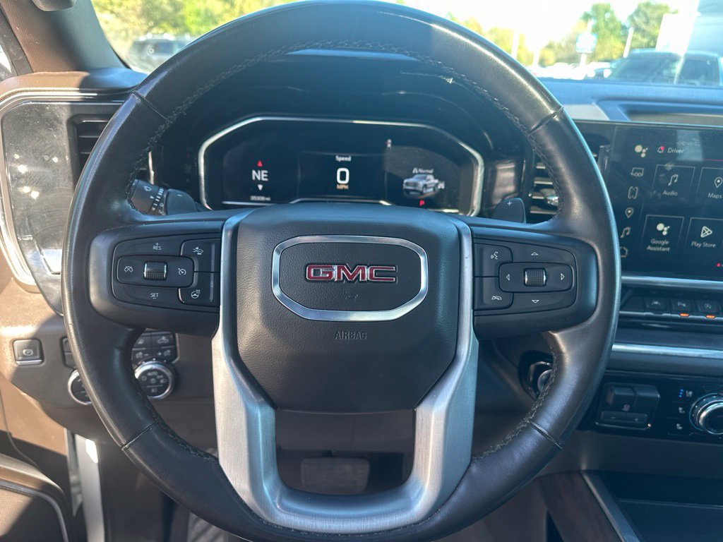 Used 2024 GMC Sierra 1500 SLT w/ SLT Premium Plus Package AWD/4WD image 15