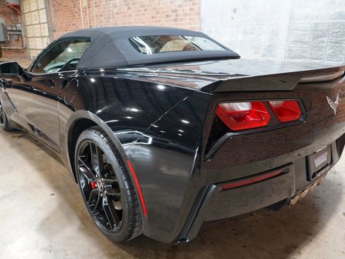 Used 2014 Chevrolet Corvette Stingray Convertible w/ 3LT Preferred Equipment Group RWD image 19