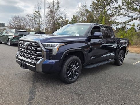 Used 2022 Toyota Tundra Platinum image 3