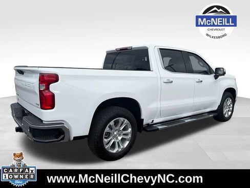 Used 2023 Chevrolet Silverado 1500 LTZ w/ Z71 Off-Road Package AWD/4WD image 8