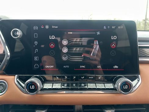 Used 2024 GMC Canyon AT4 w/ Canyon Safety Plus Package AWD/4WD image 36