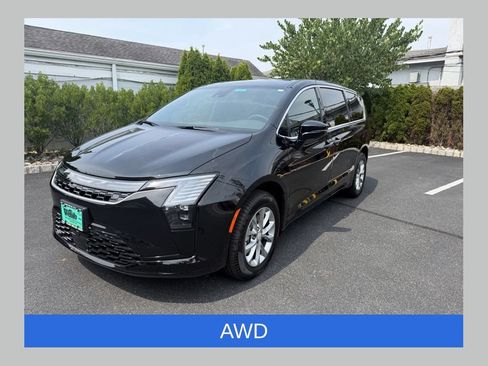 New 2027 Chrysler Pacifica Select AWD/4WD image 1
