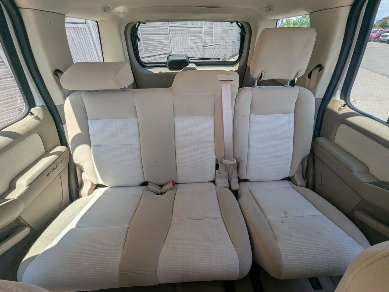 Used 2010 Ford Explorer XLT AWD/4WD image 15