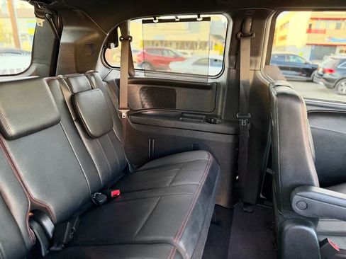 Used 2017 Dodge Grand Caravan GT image 39
