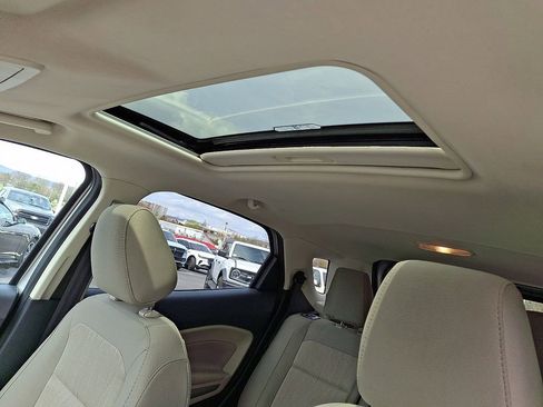 Certified 2020 Ford EcoSport SE image 14