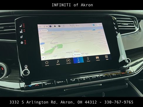 Used 2022 Jeep Wagoneer Series III w/ Flexible Seating Group image 6