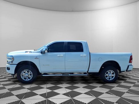 Used 2024 RAM 2500 Laramie AWD/4WD image 24
