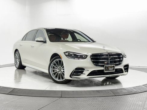 Certified 2023 Mercedes-Benz S 580e 4MATIC Sedan w/ AMG Line image 1