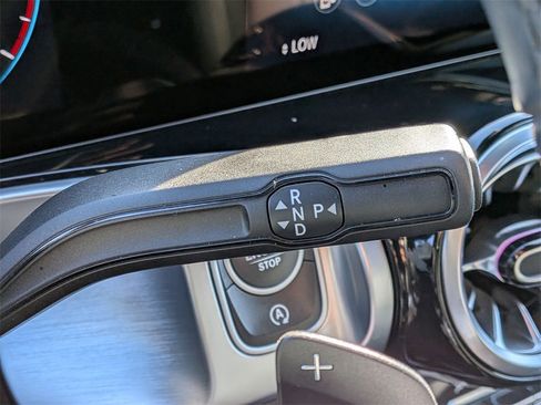 Used 2023 Mercedes-Benz GLB 250 GLB 250 image 11