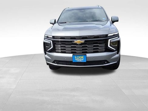 New 2026 Chevrolet Suburban High Country AWD/4WD image 10